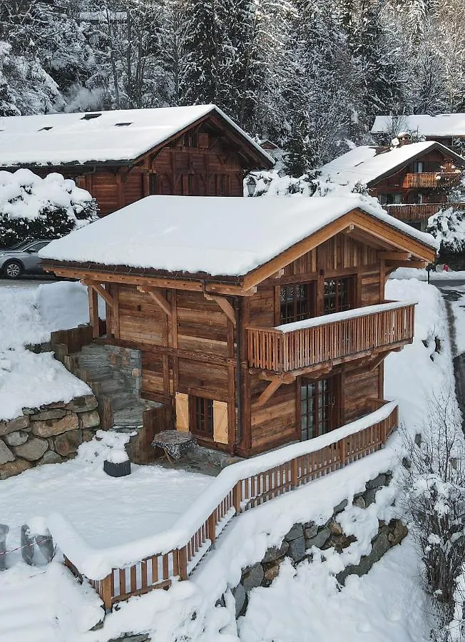 Chalet 3 Etoiles Pour 4 Pers Avec Vue Imprenable Sur La Vallee De Chamonix Les Houches France