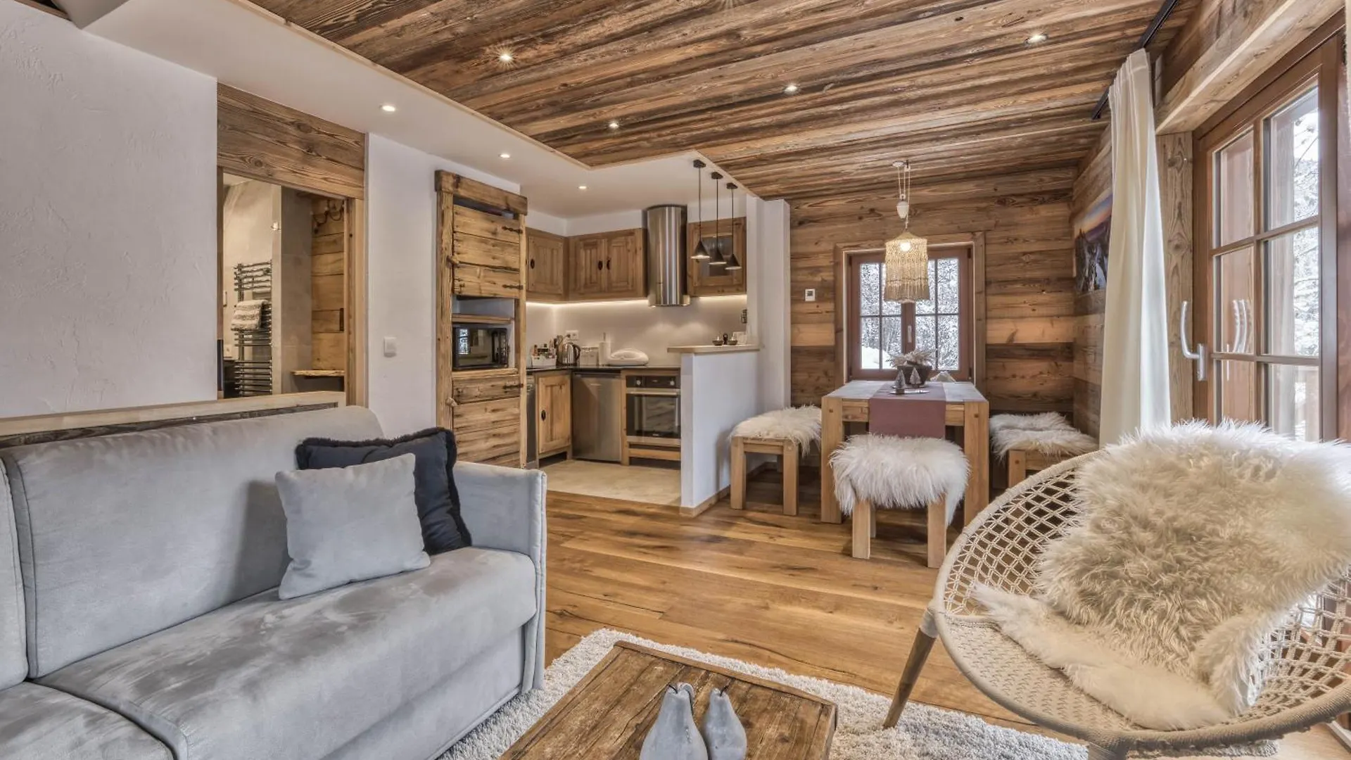 Chalet 3 Etoiles Pour 4 Pers Avec Vue Imprenable Sur La Vallee De Chamonix Les Houches