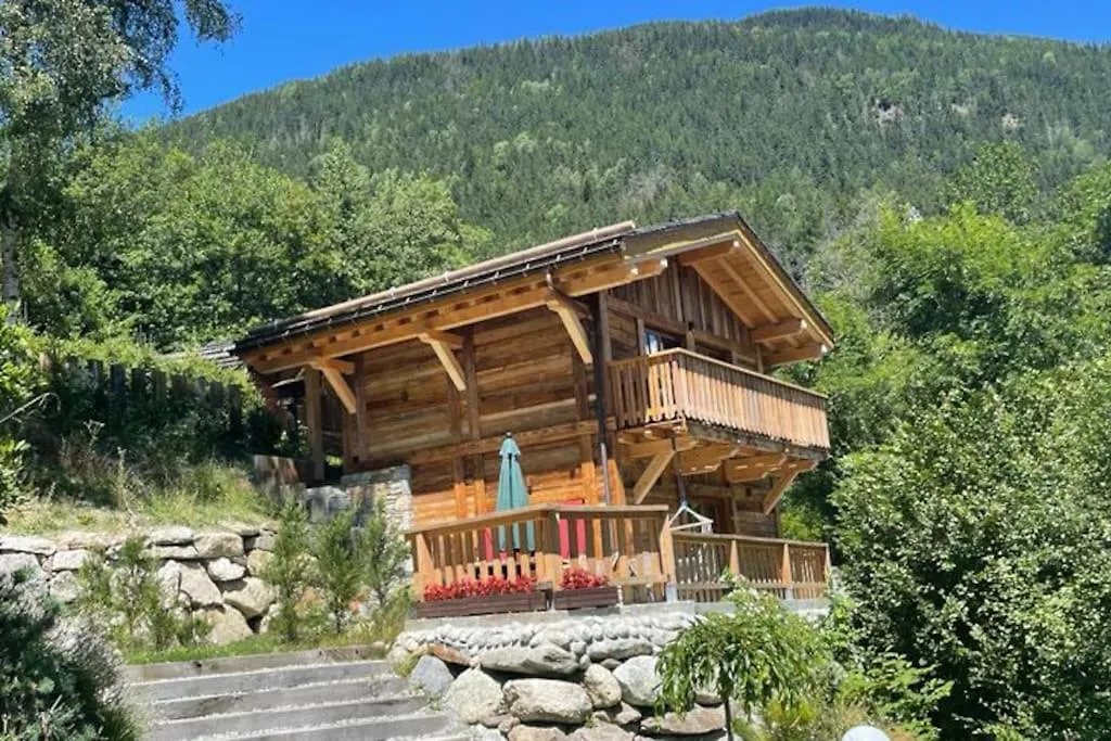 Chalet 3 Etoiles Pour 4 Pers Avec Vue Imprenable Sur La Vallee De Chamonix Les Houches 0*,  France
